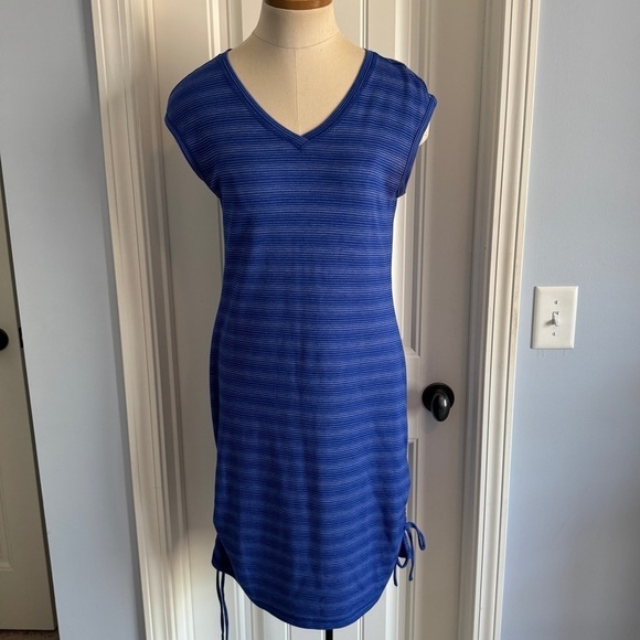 T by Talbots XS UPF 50+ Blue Stripe Dress ~ Casual Travel Outdoor - Picture 1 of 7